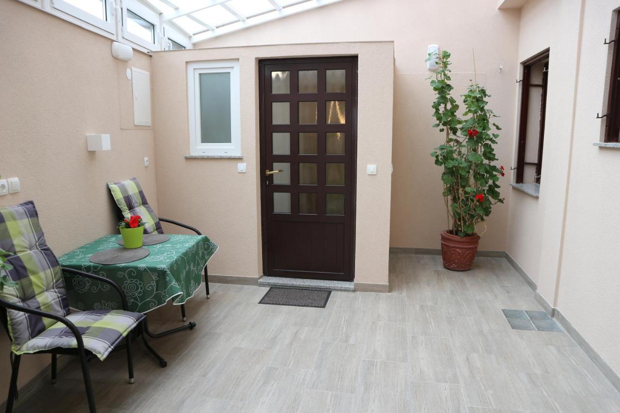 Apartments Komel I Opatija Exterior foto